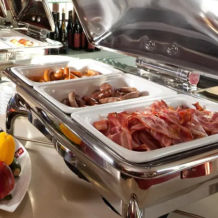Clarion Grandhotel Zlaty Lev 4* ليبيريتش