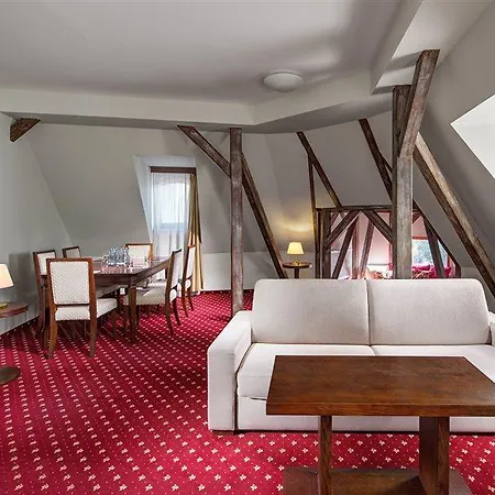 Clarion Grandhotel Zlaty Lev Hotel