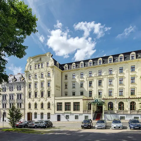 فندق Clarion Grandhotel Zlaty Lev 4*