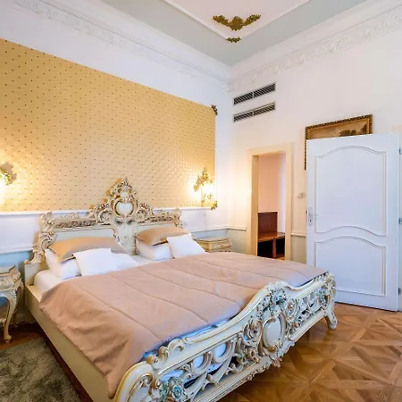 Clarion Grandhotel Zlaty Lev 4*