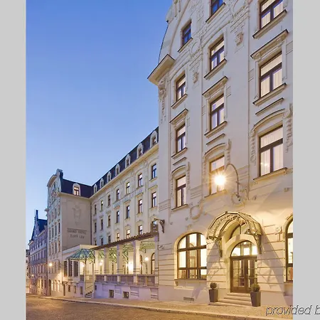Hotel Clarion Grandhotel Zlaty Lev 4*