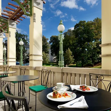 Clarion Grandhotel Zlaty Lev ليبيريتش