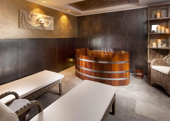 Clarion Grandhotel Zlaty Lev Hotel 4*