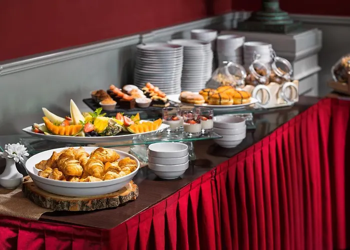 Clarion Grandhotel Zlaty Lev 호텔