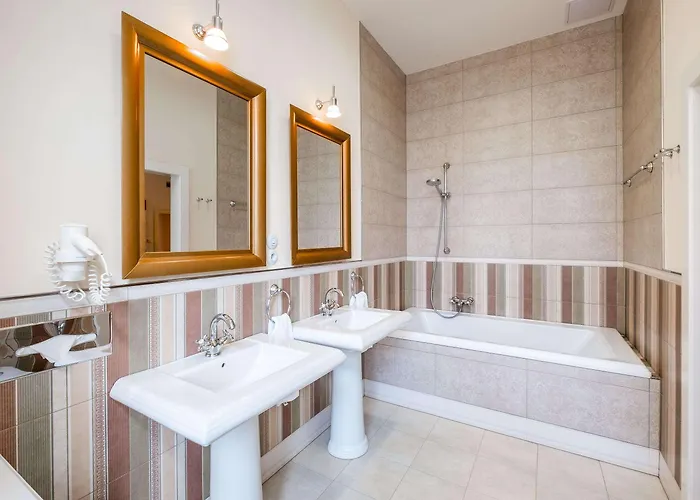 Clarion Grandhotel Zlaty Lev Hotel