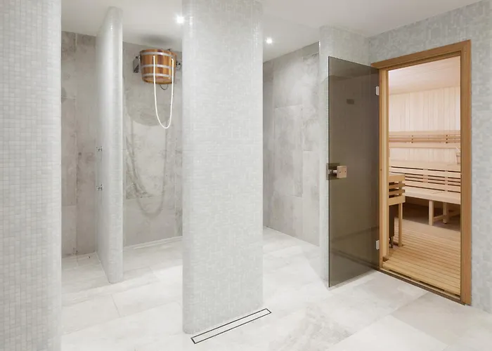 Clarion Grandhotel Zlaty Lev Hotel 4*