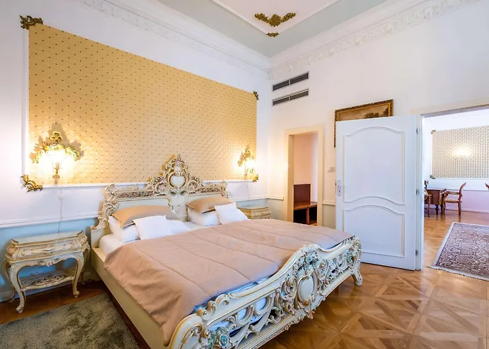 Clarion Grandhotel Zlaty Lev 4*
