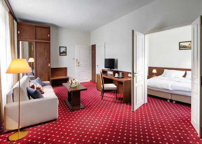 Clarion Grandhotel Zlaty Lev Hotel 4*