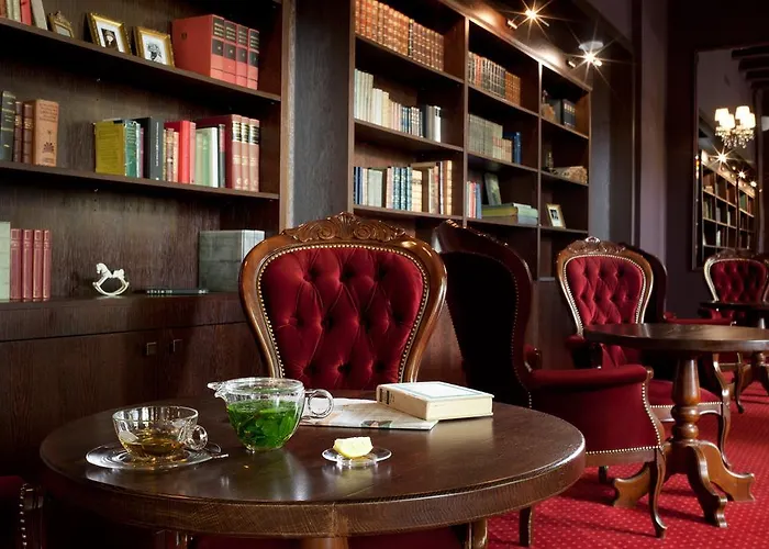 Clarion Grandhotel Zlaty Lev 호텔